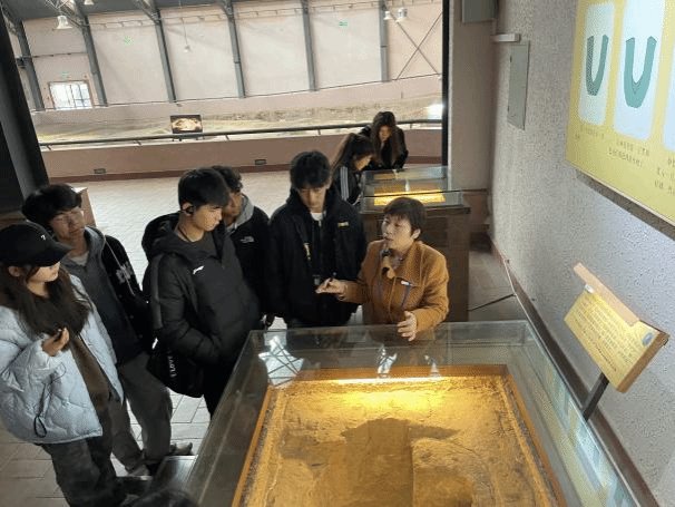 生动展现了距今约6000多年前的新石